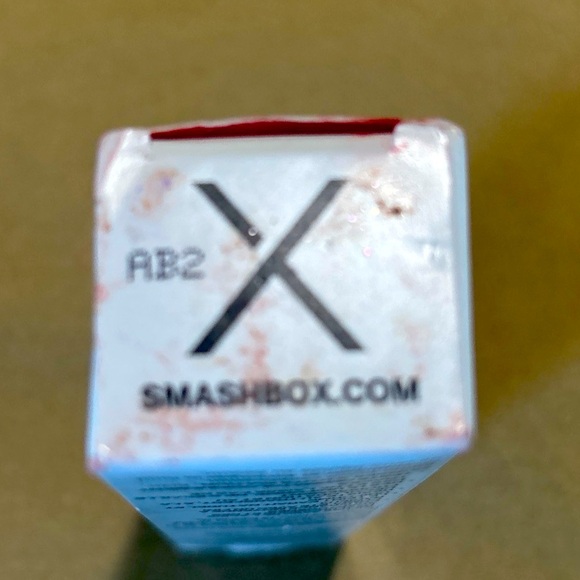 Smashbox Always on Skin-Balancing Foundation - F10n-1.0 oz /30ml - Picture 2 of 12